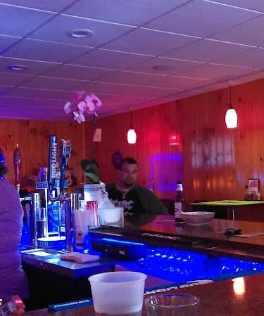 Hound Dogs Bar & Grill