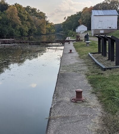 Hennepin Canal Feeder Bike Trail - Rock Falls, IL