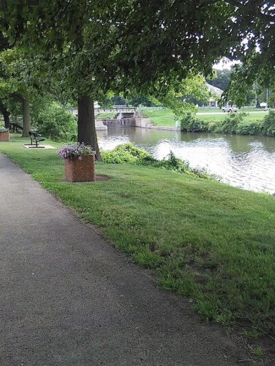 Hennepin Canal Feeder Bike Trail - Rock Falls, IL