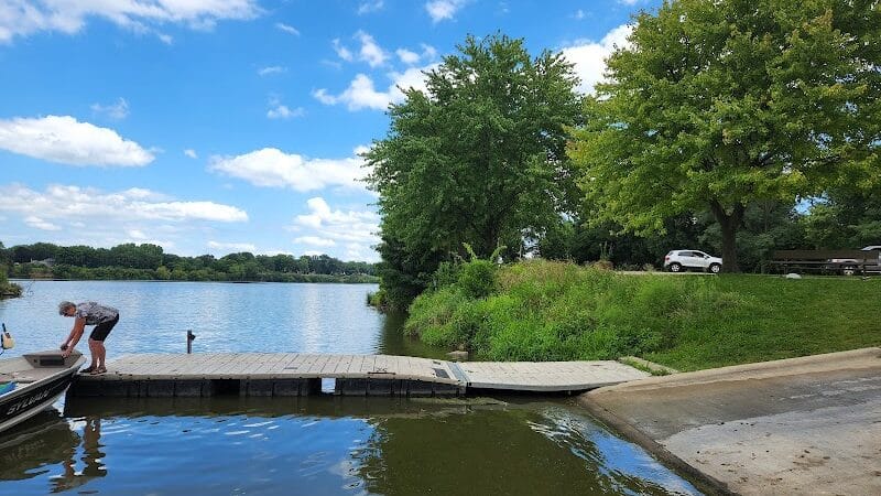 Hennepin Canal Feeder Bike Trail - Rock Falls, IL