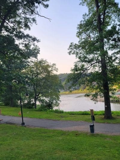 Foxs Lake Dam Parking Area - Rockaway, NJ
