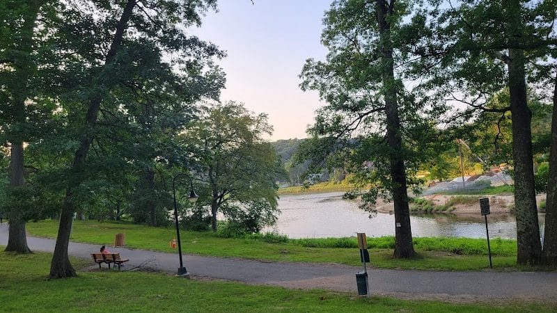 Foxs Lake Dam Parking Area - Rockaway, NJ