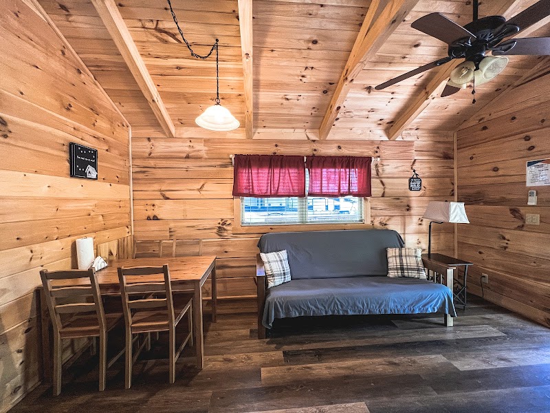 Four Paws Kingdom Campground & Dog Retreat