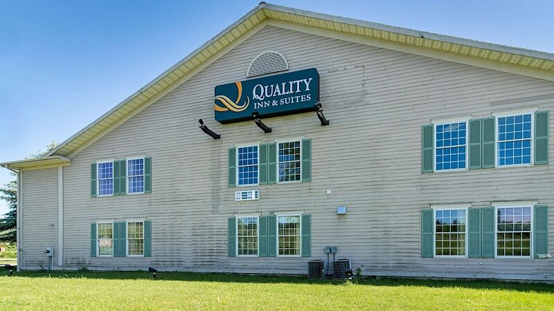 Quality Inn & Suites Schoharie near Howe Caverns - Schoharie, NY