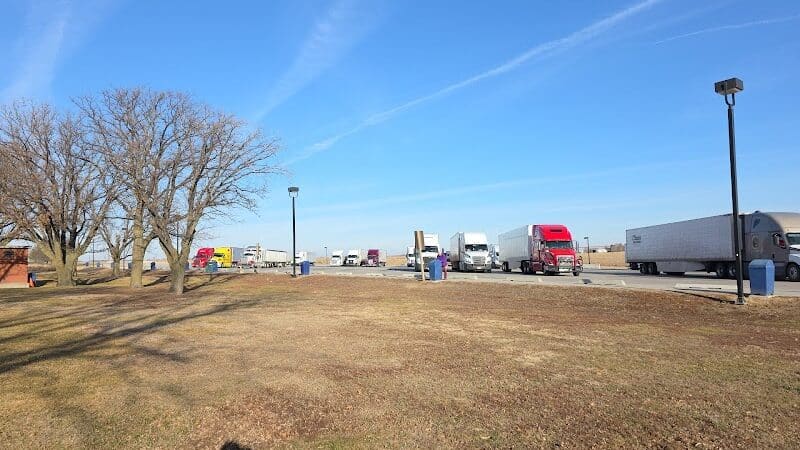 Goehner Westbound Truck Parking - Seward, NE