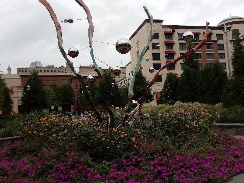 Leonardo da Vinci Park - Springfield, MA