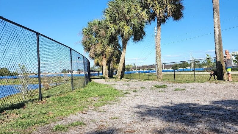 Poppleton Creek Dog Park - Stuart, FL
