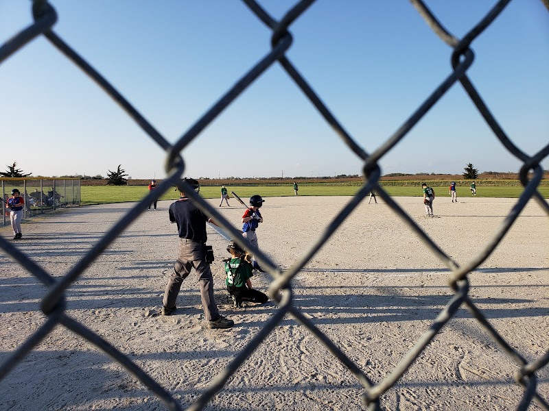 Woof Run Dog Park - Sugar Grove, IL