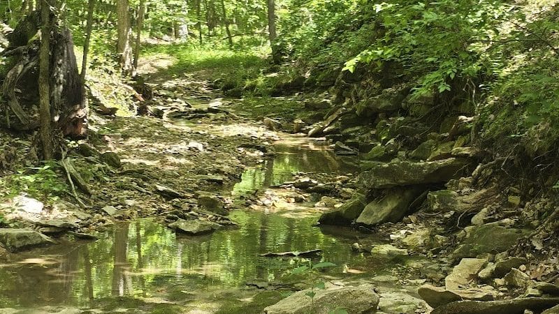Big Sugar Trail Trailhead - Troy, MO