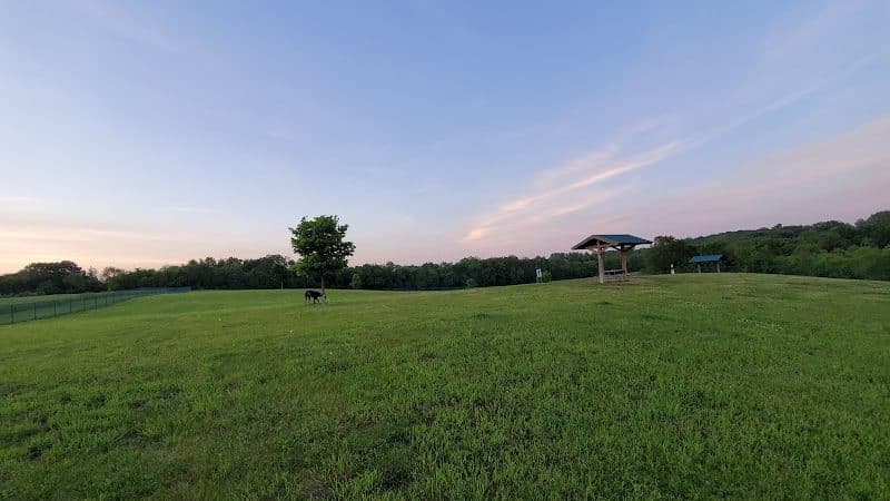 Warren Close Bark Park - Twin Lakes, WI