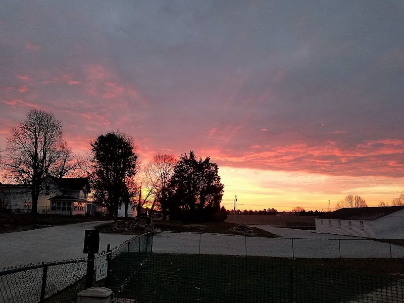 Royal Acres Country Club - Valparaiso, IN
