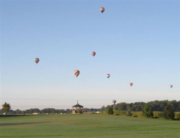 Royal Acres Country Club - Valparaiso, IN