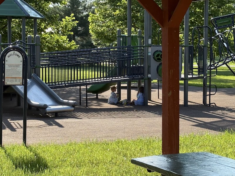Vandalia Pool And Tri-County Park - Vandalia, MO