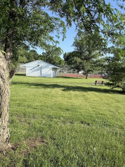 Vandalia Pool And Tri-County Park - Vandalia, MO