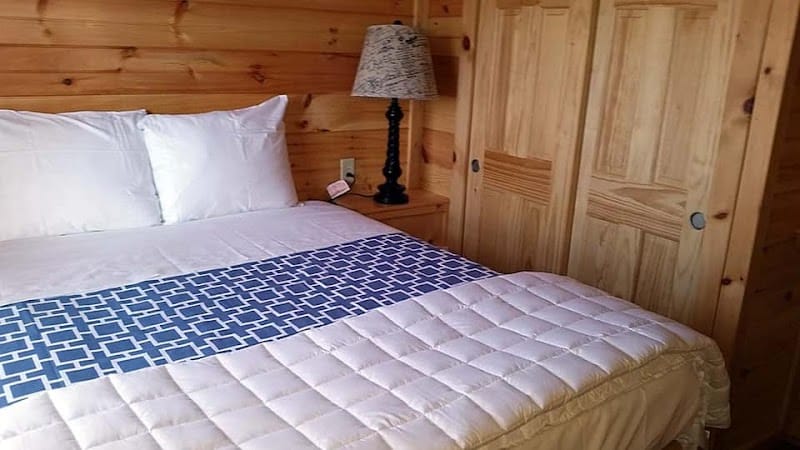 Fayetteville RV Resort & Cottages - Wade, NC