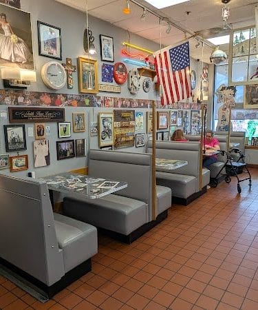 Frankie's Family Restaurant