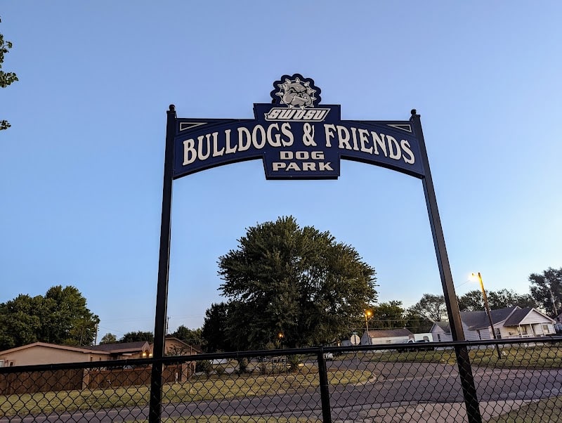 Bulldogs & friends - Weatherford, OK