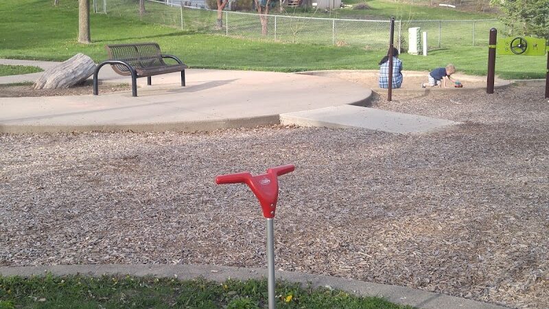 Knolls Park - West Des Moines, IA