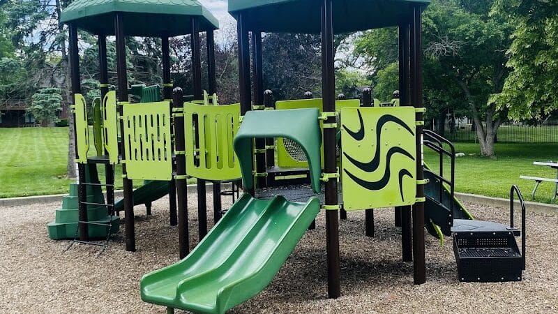 Knolls Park - West Des Moines, IA