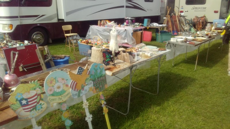 What Cheer Flea Market - What Cheer, IA