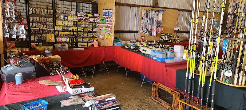 What Cheer Flea Market - What Cheer, IA