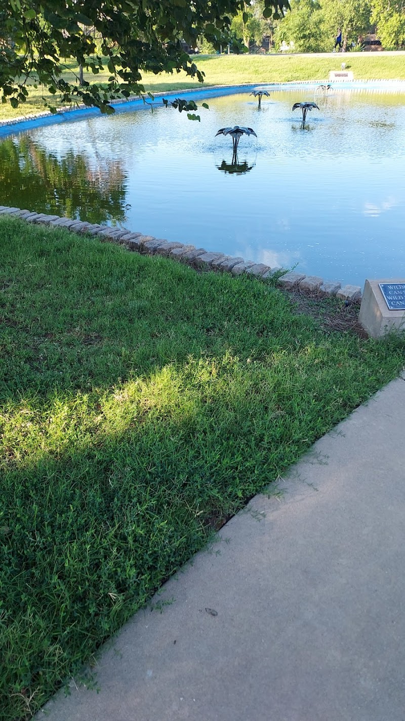 Park Villa - North Riverside park - Wichita, KS