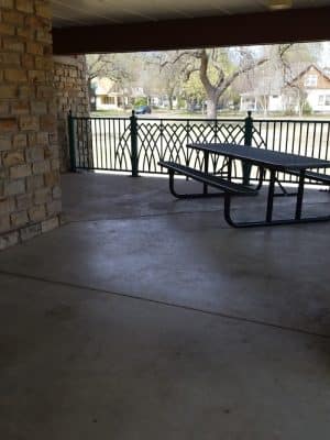 Park Villa - North Riverside park