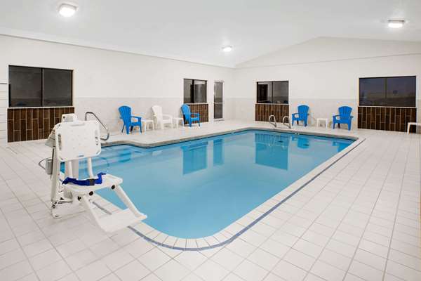 Days Inn by Wyndham York - York, NE