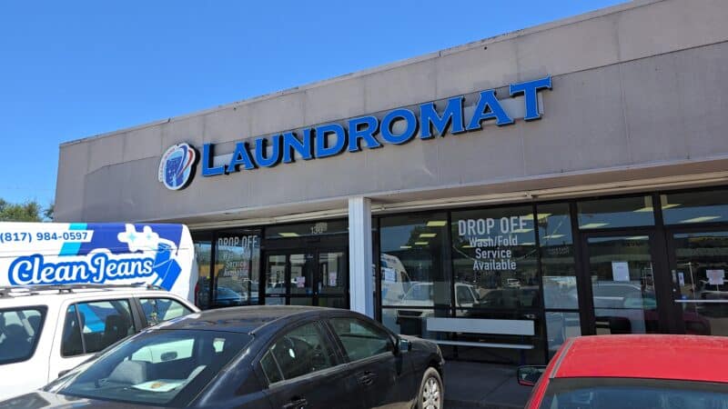 Clean Jeans Laundromat - Azle, TX