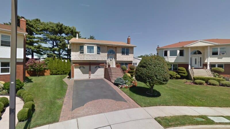 Lenox Ave Park - Bethpage, NY