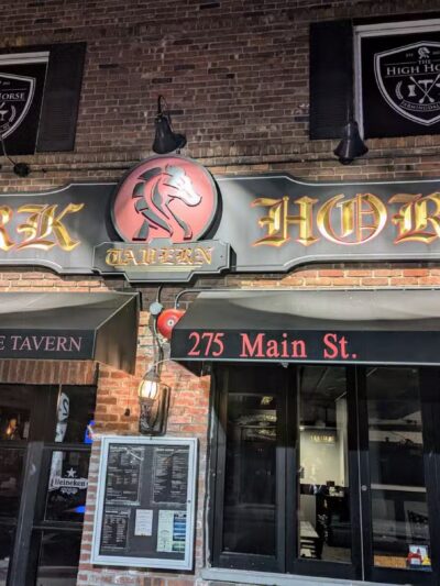 Dark Horse Tavern - Farmingdale, NY