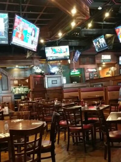 The Main Event - Farmingdale, NY