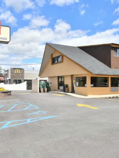 Inn At Jericho - Jericho, NY