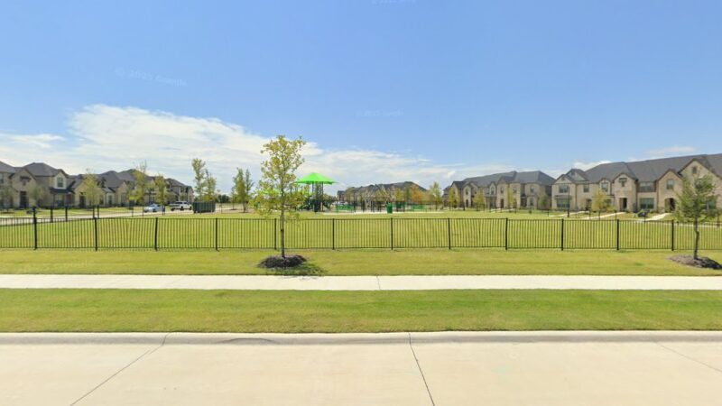The Retreat at North Grove Dog Park - Waxahachie, TX