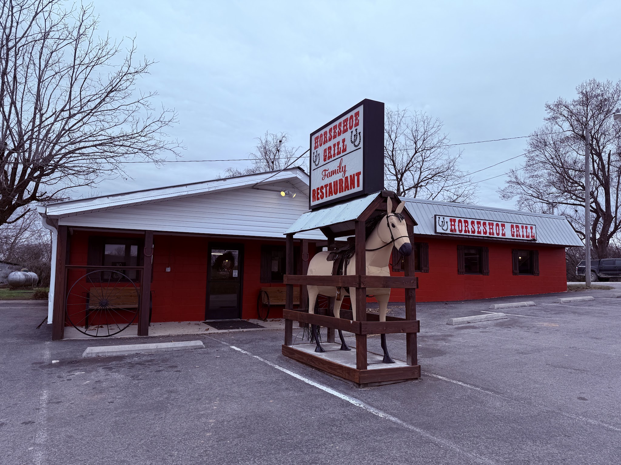 Horseshoe Grill Family Restaurant - Albany, KY