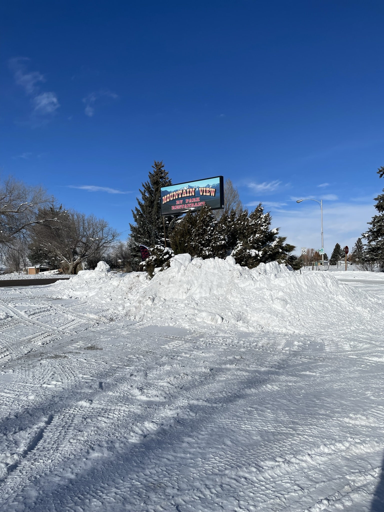 Mountain View RV Park and Restaurant - Arco, ID