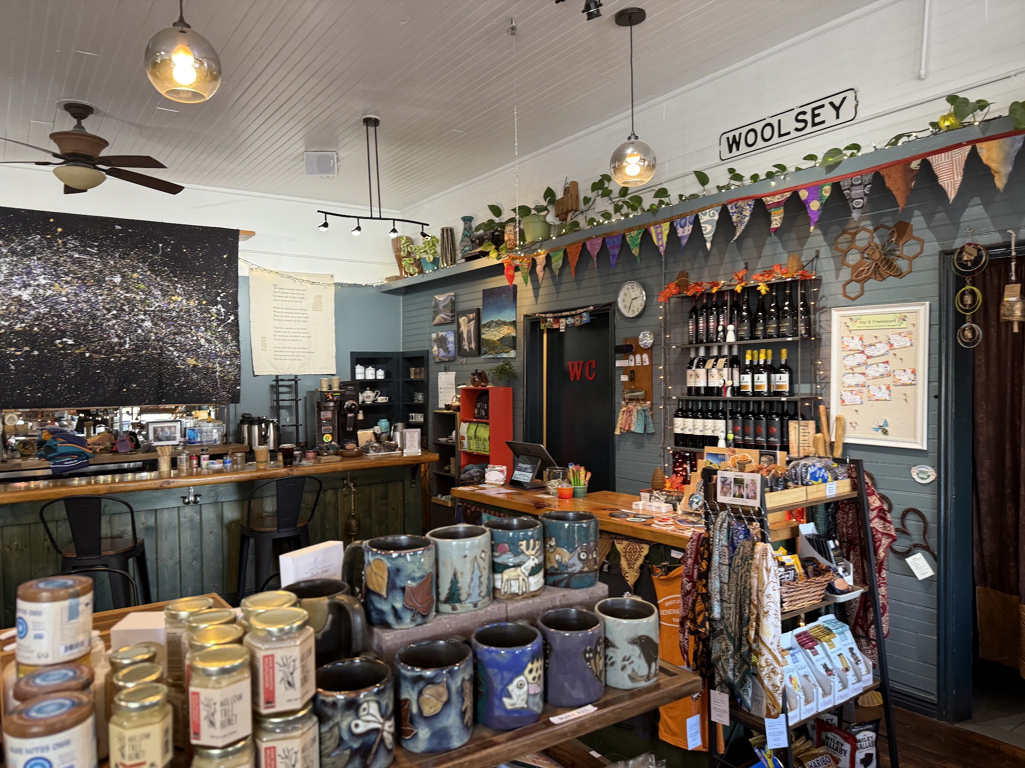 Stargazer Inn & Bristlecone General Store - Baker, NV