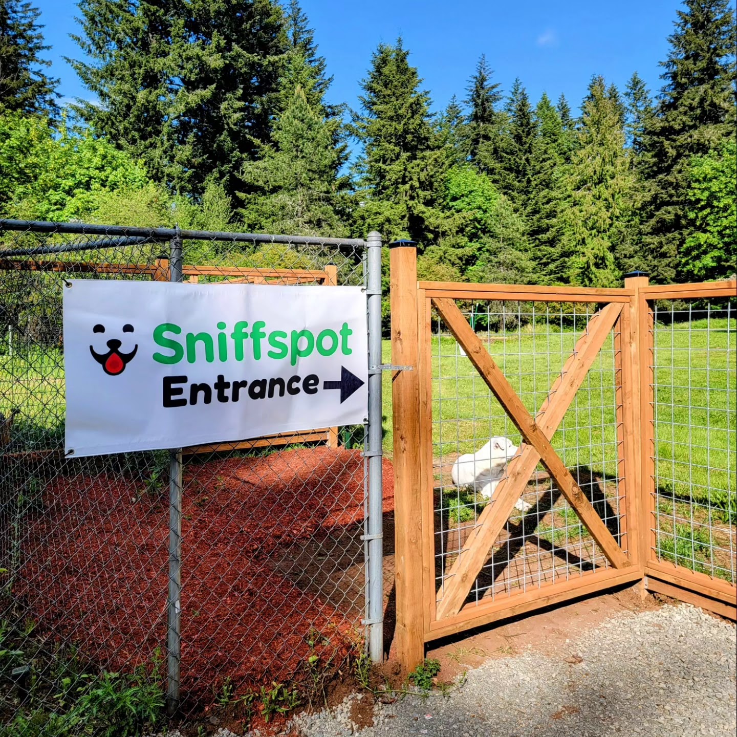 Furry Fellows Sniffspot Private Dog Park Rental - Beavercreek, OR