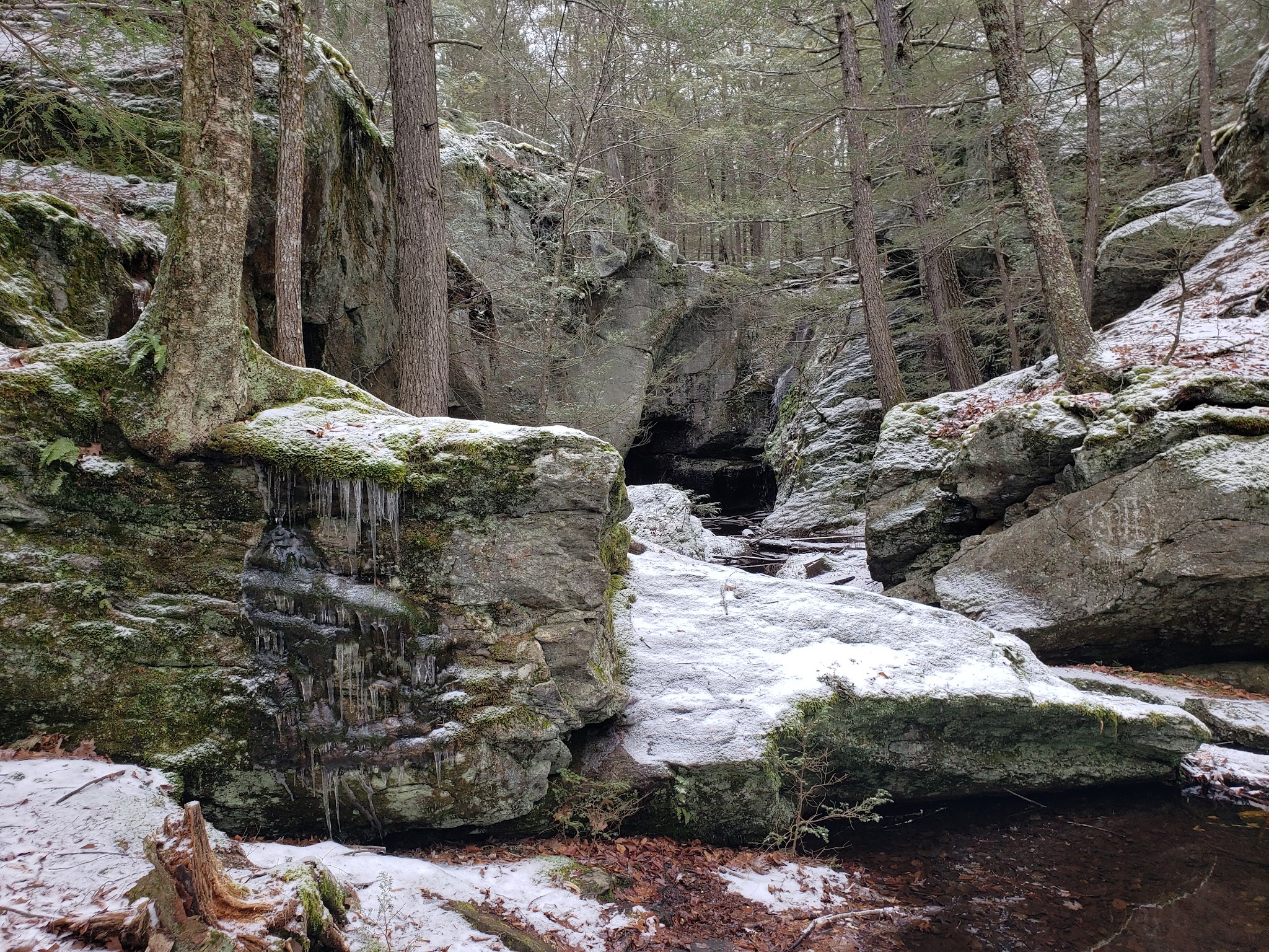 Pulpit Road Trail-head Parking - Bedford, NH