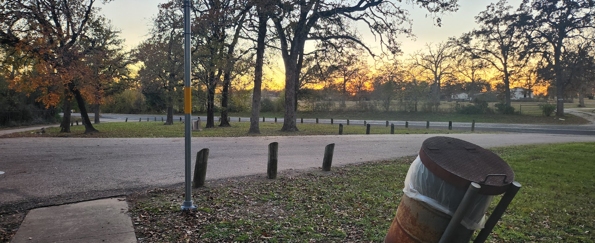 Roadside Picnic Area - Bedias, TX
