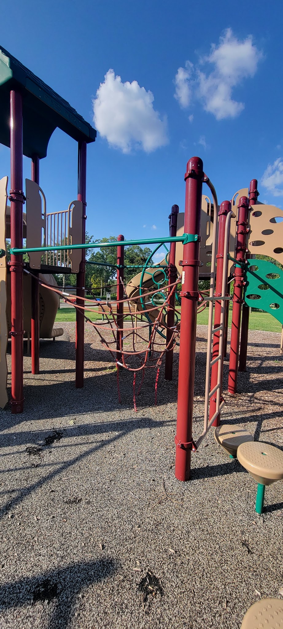 Pines Park - Bensenville, IL