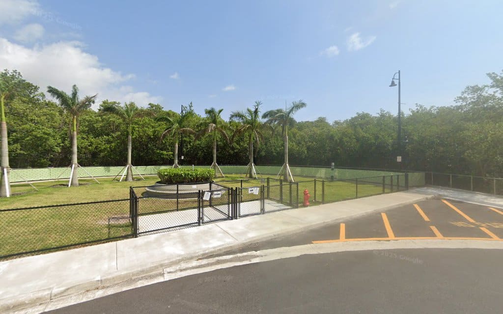 Mangrove Dog Park - Boynton Beach, FL
