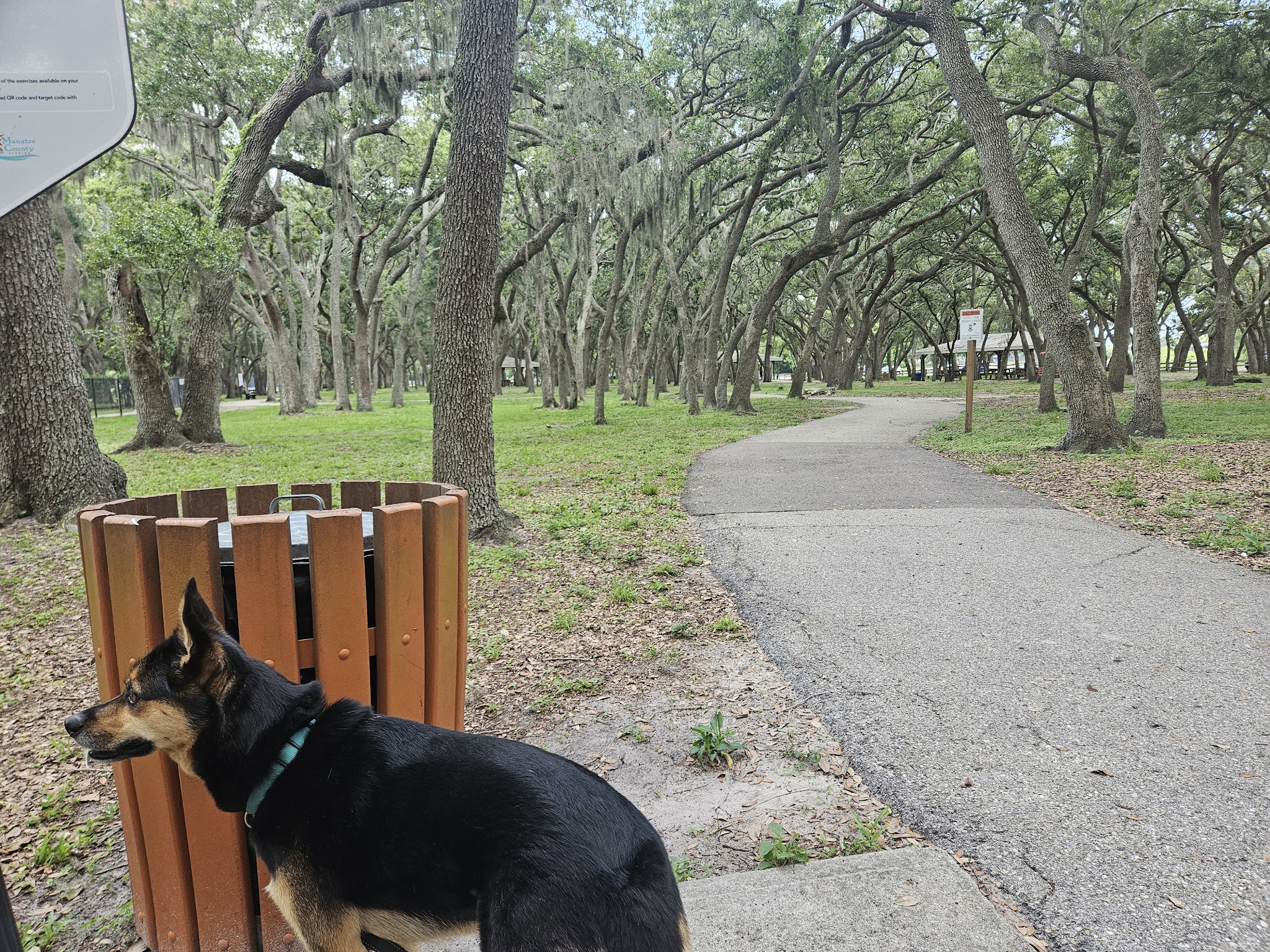 Happy Tails Dog Park - Bradenton, FL
