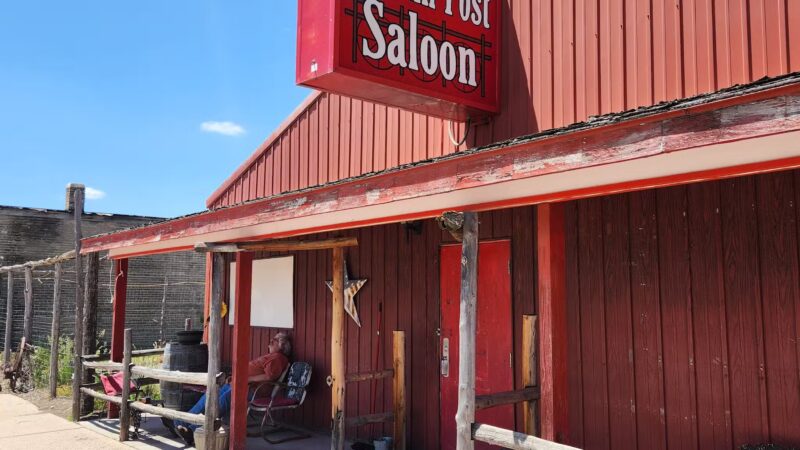 Hitchin' Post - Brady, NE