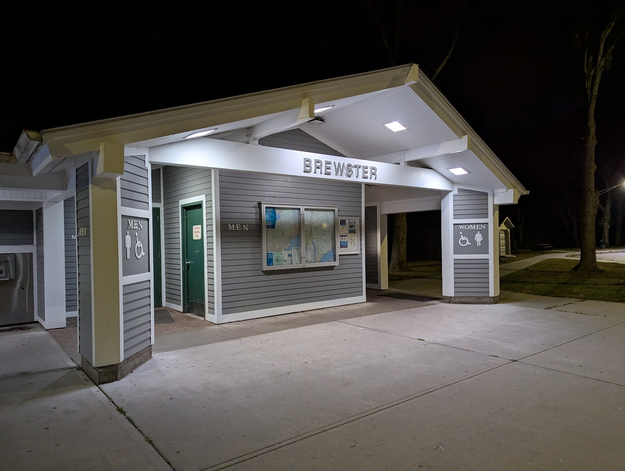 Brewster Rest Area - Brewster, NY