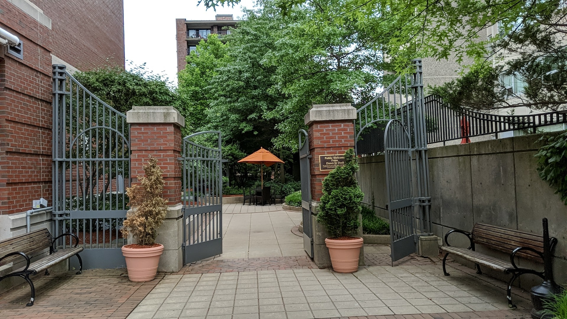Courtyard Park - Brookline, MA