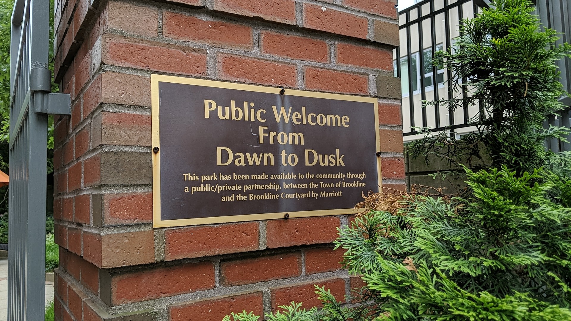 Courtyard Park - Brookline, MA