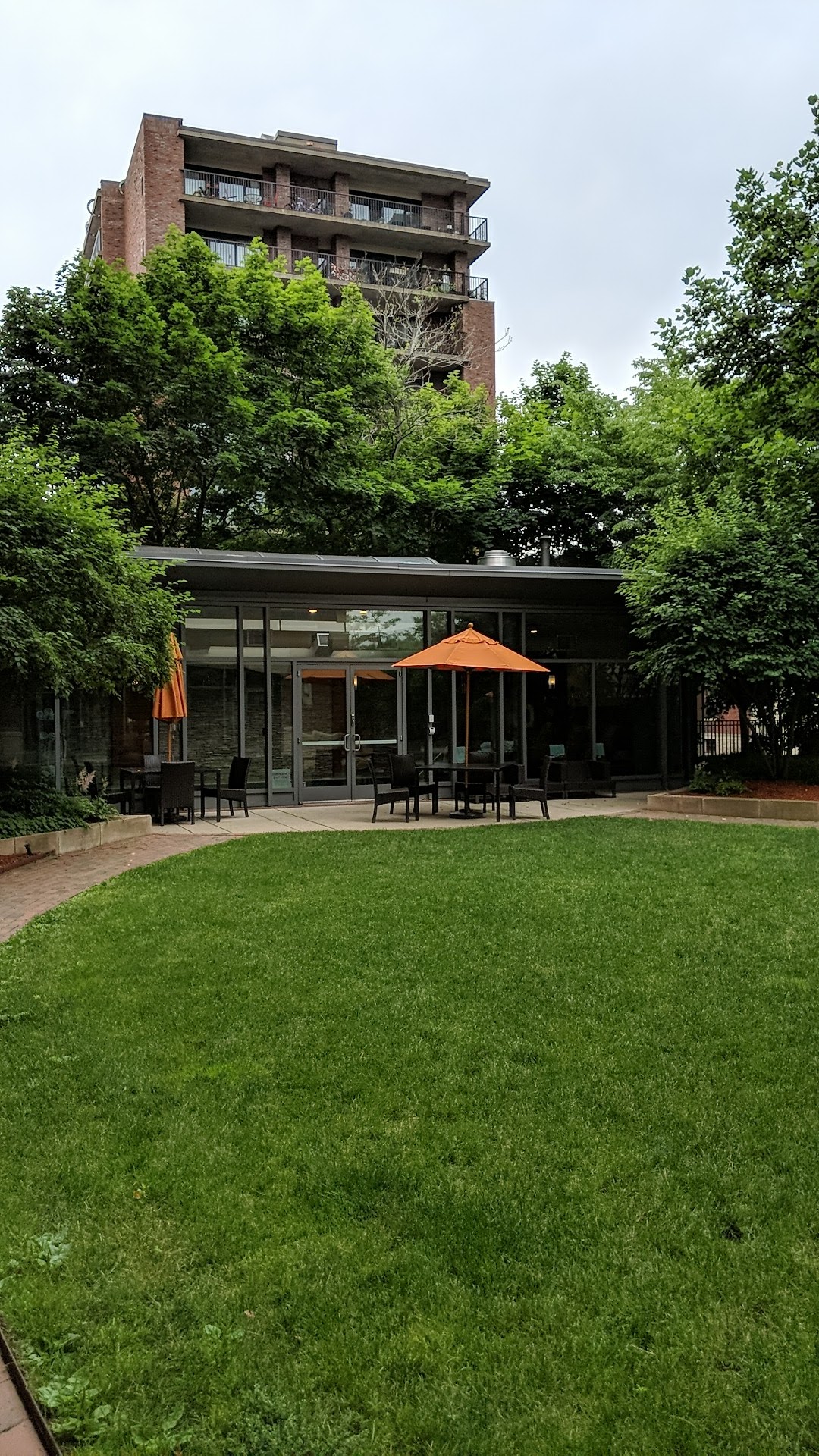 Courtyard Park - Brookline, MA
