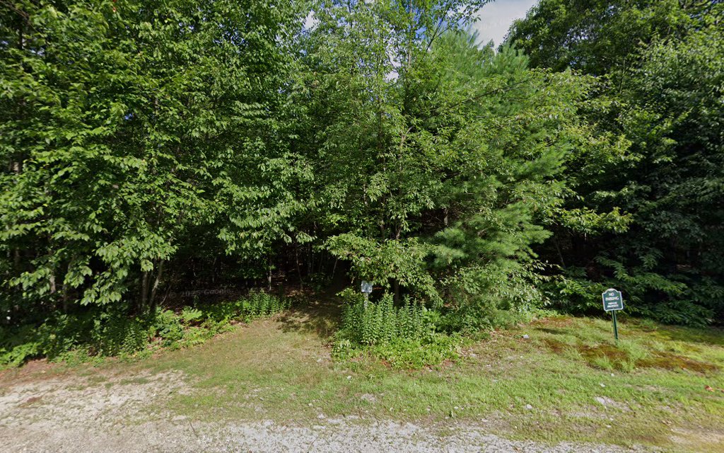 Parking for Overlook Trail - Brookline, NH