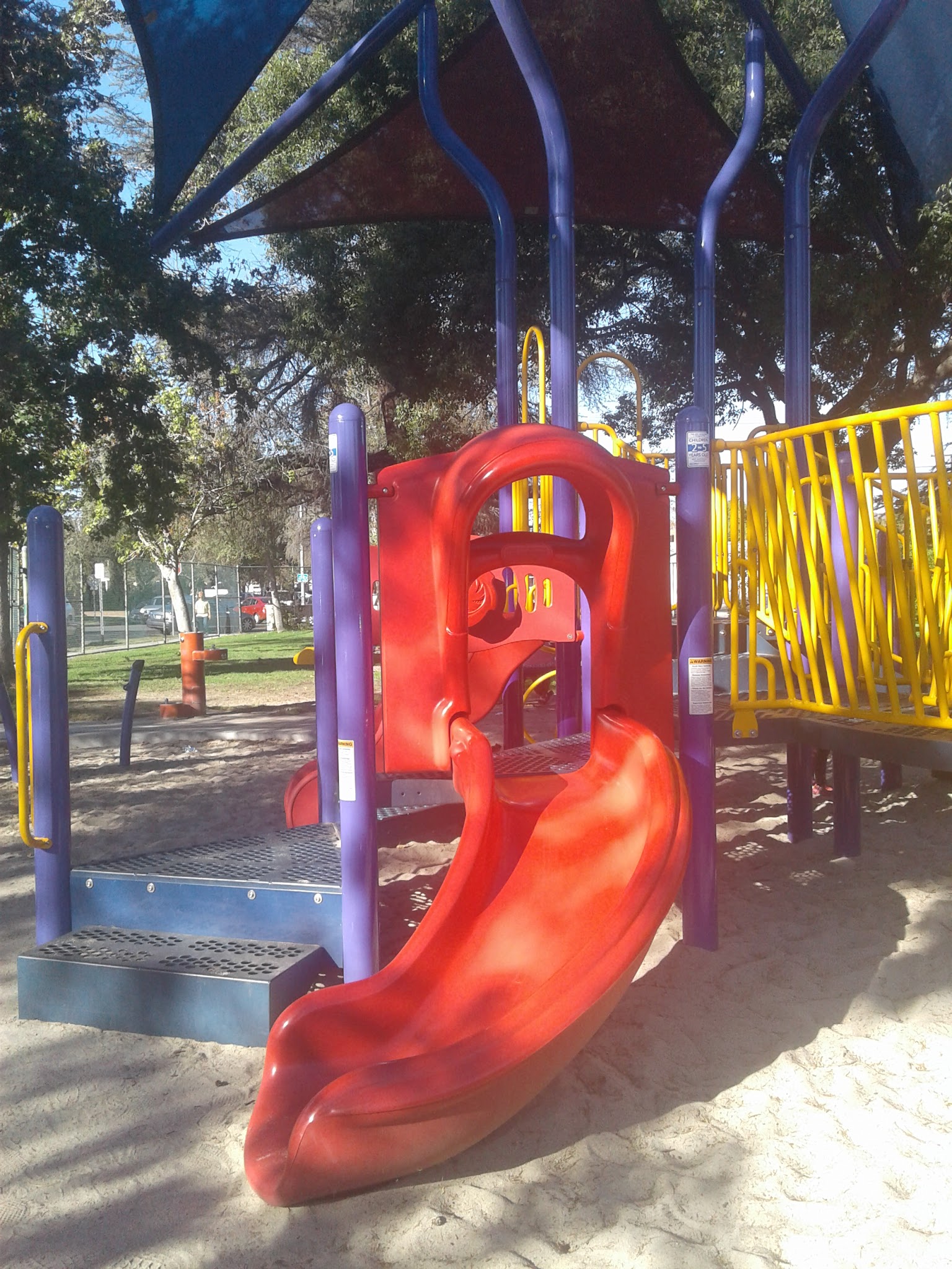 Maple Street Playground - Burbank, CA